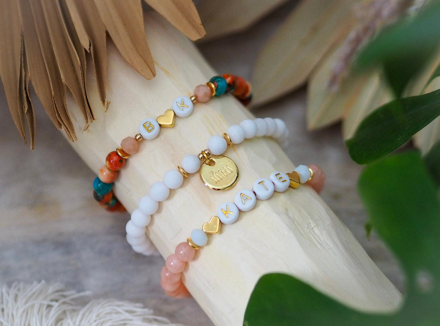Perlenarmband Natursteinperlen personalisiert mit Initialen