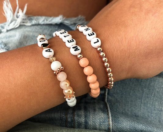 Perlenarmband Glasperlen oder Hematit-Perlen personalisiert mit Initialen