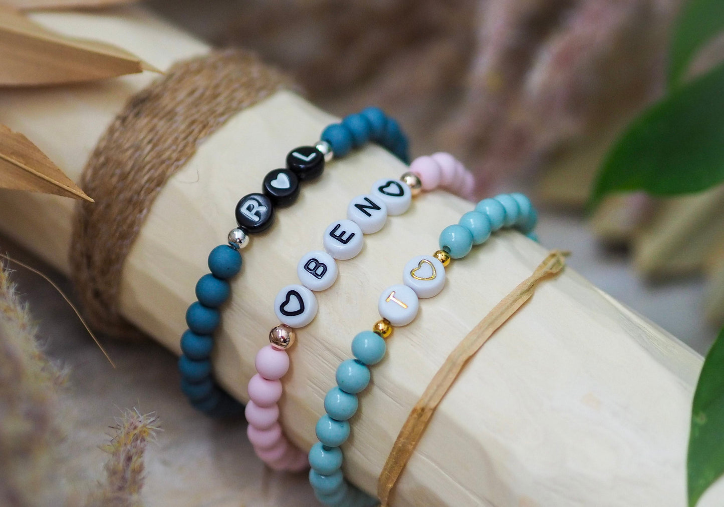 Perlenarmband Acrylperlen personalisiert mit Initialen