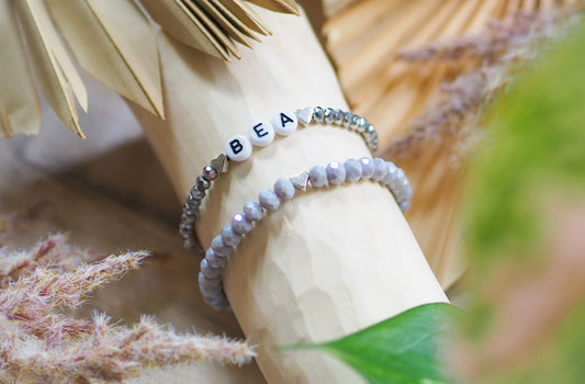 Perlenarmband Glasfacettperlen personalisiert mit Initialen