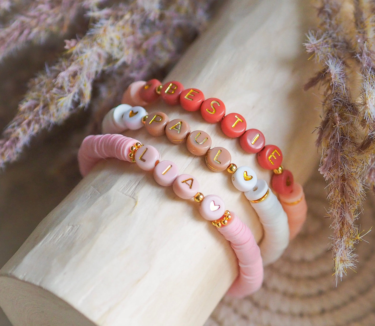 Perlenarmband Heishi Perlen personalisiert mit Initialen