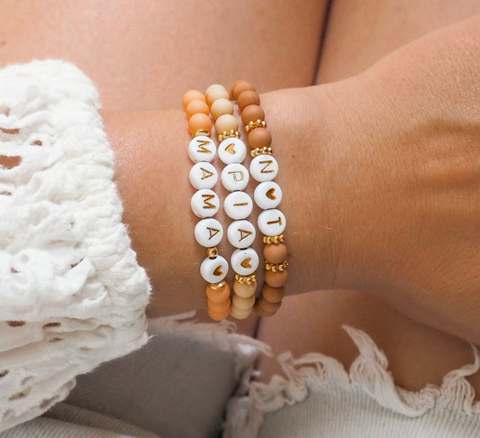 Perlenarmband Acrylperlen personalisiert mit Initialen