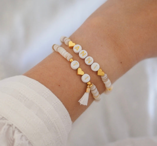 Perlenarmband Muschelperlen personalisiert mit Initialen gold